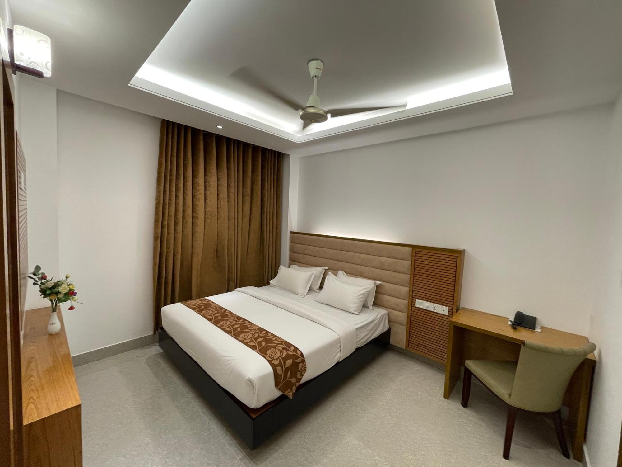 La Vista Hotel 巴纳内拉斯 外观 照片